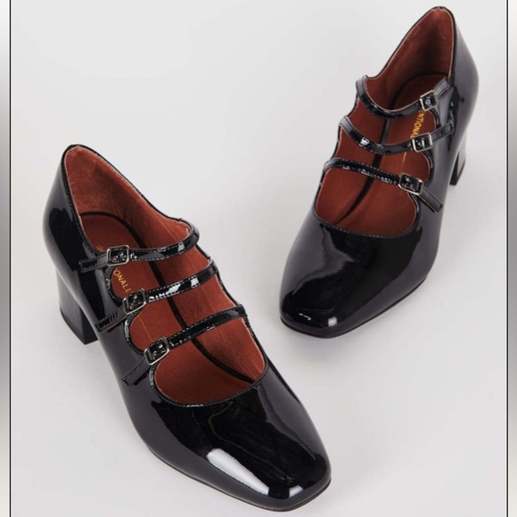 NIB Intentionally ____ (blank) Piano leather triple strap Mary Jane heels size 8 - Picture 2 of 7